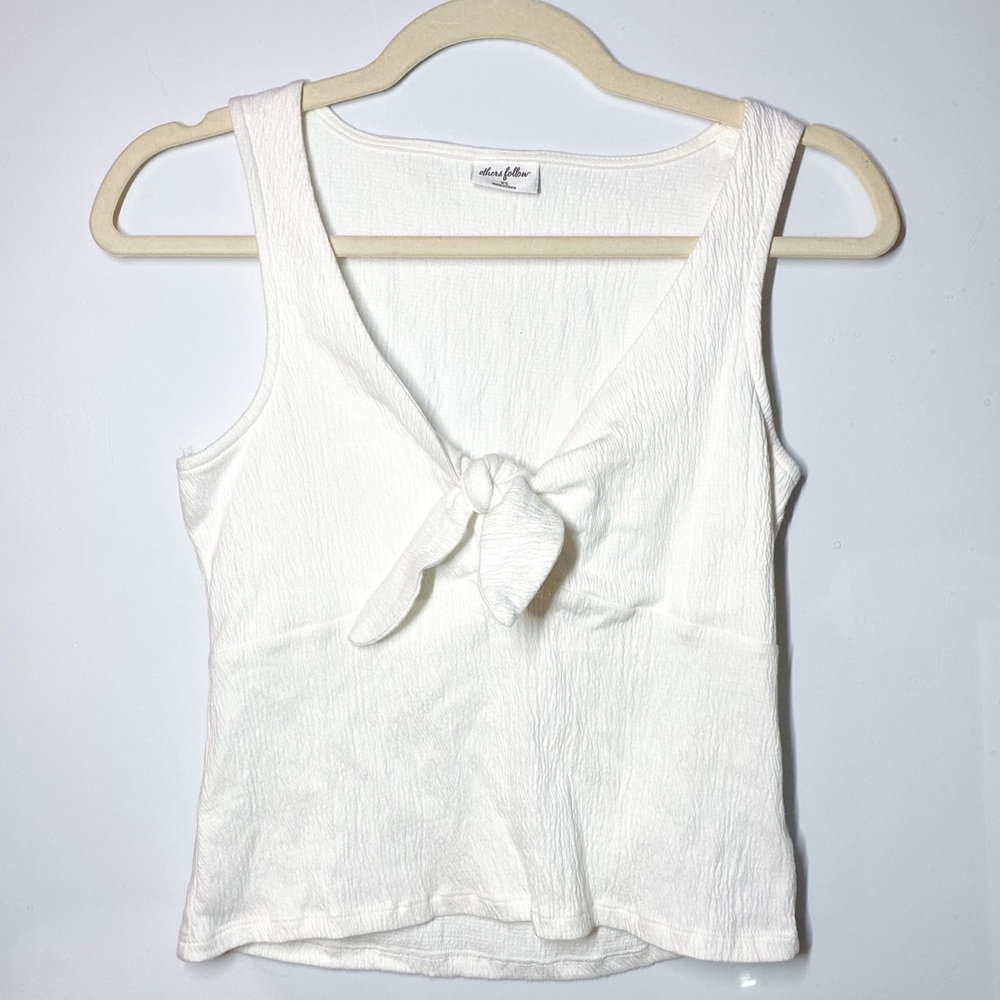 new Others Follow tie front tank